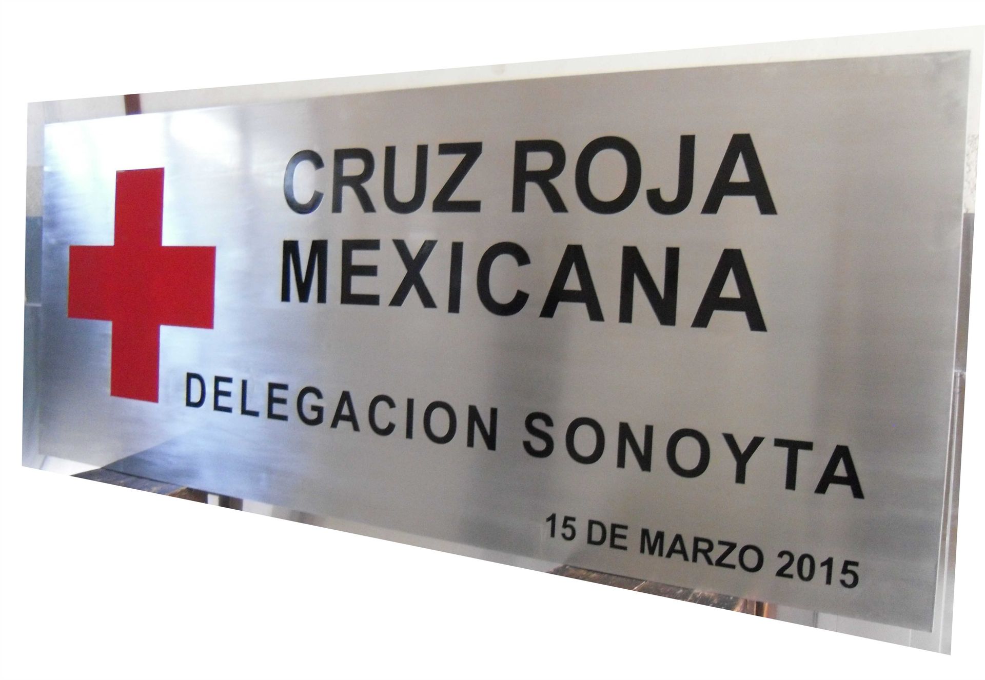 Muestra Acero inoxidable Cruz Roja