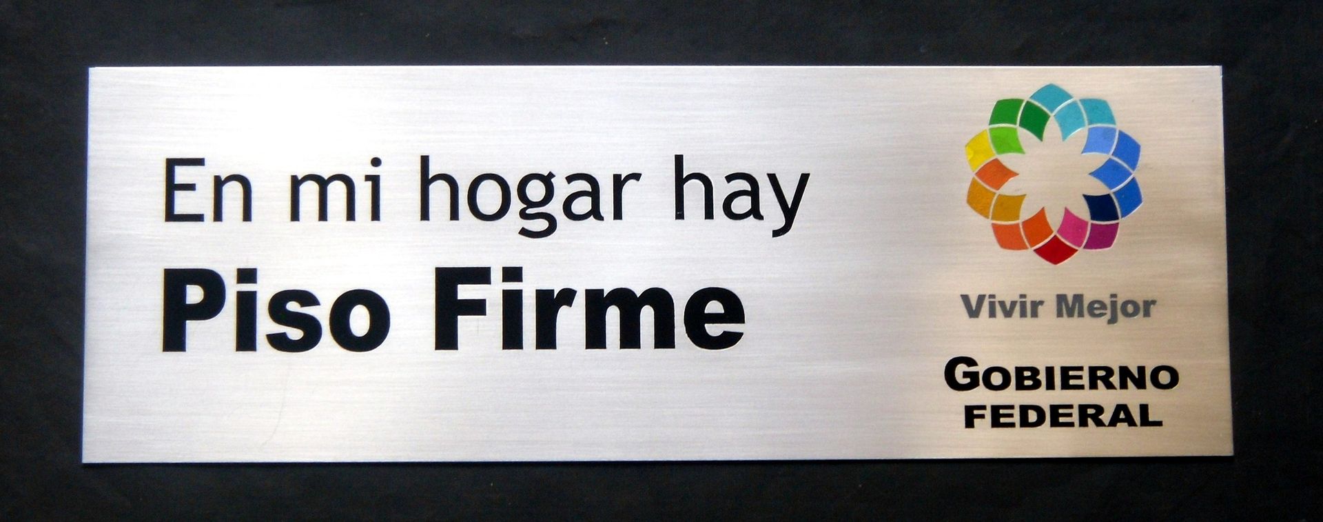 Placa Acero Inoxidable Grabada y Pintada a 22 tintas