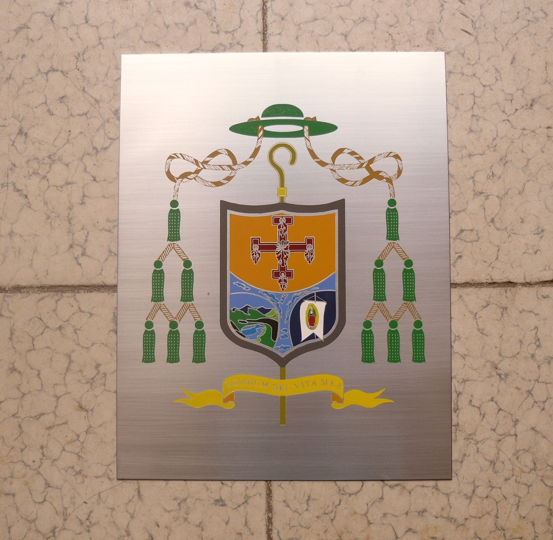 Placa Acero Inoxidable Grabada y Pintada a Colores