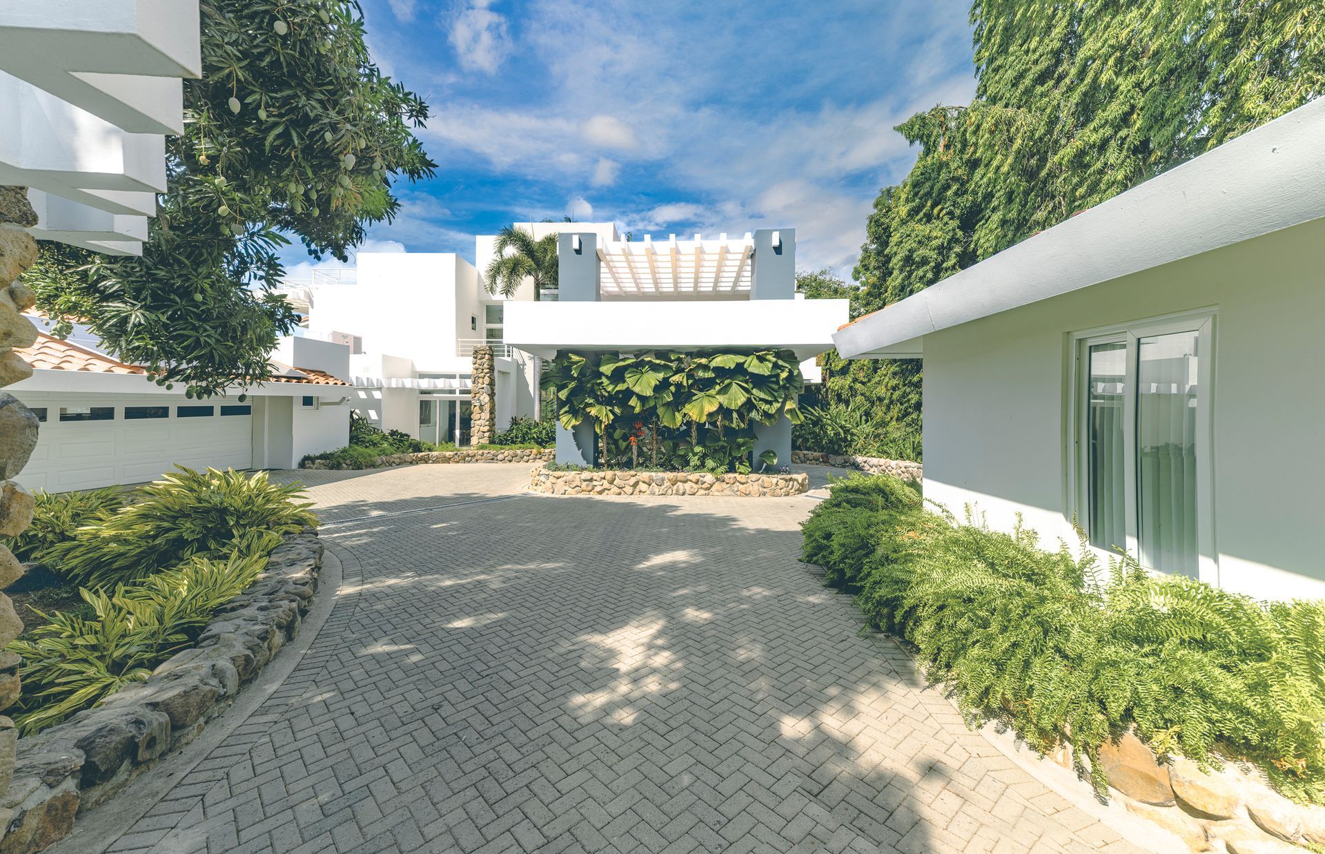 Front view of architectural design in Punta Barco luxury real estate.