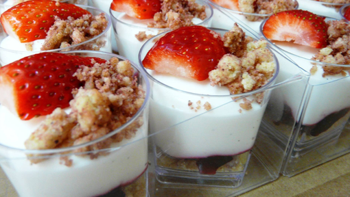 כוסות גבינה ופירורים - עוגה לשבועות