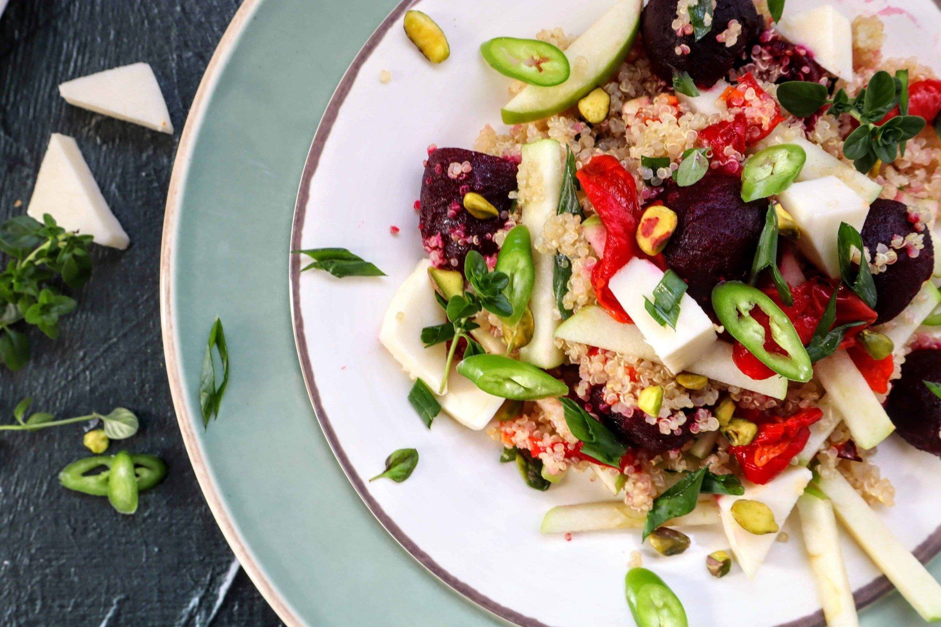 סלט קינואה וסלק