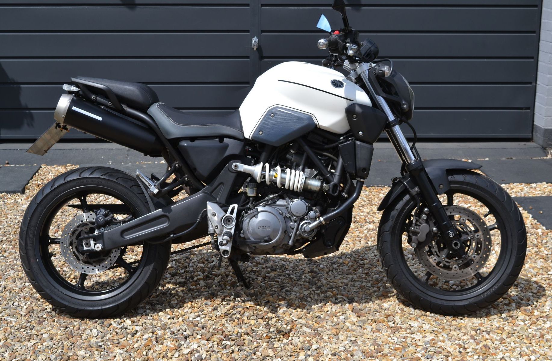 2008 White Yamaha MT-03 660