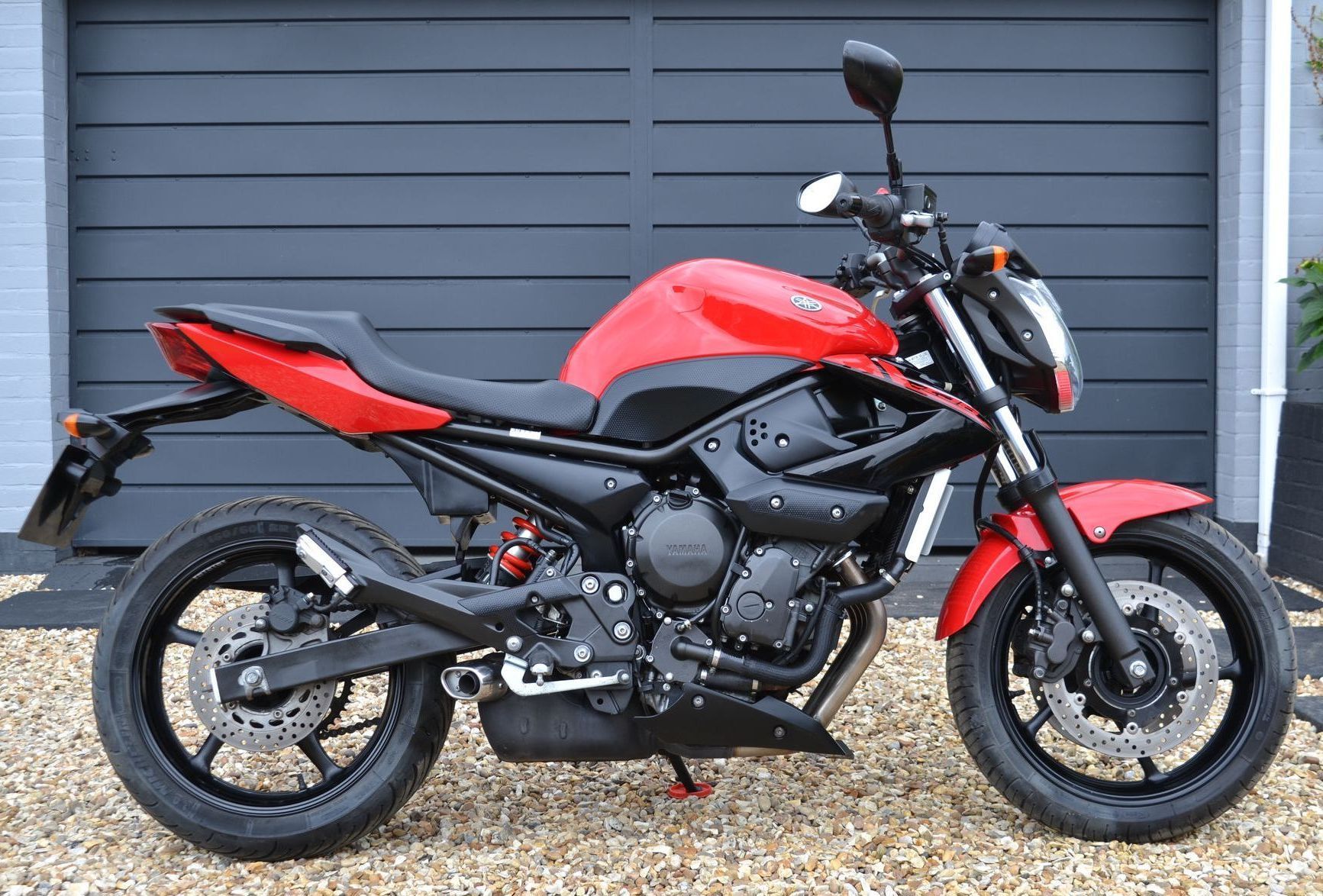 RED YAMAHA XJ6N FOR SALE