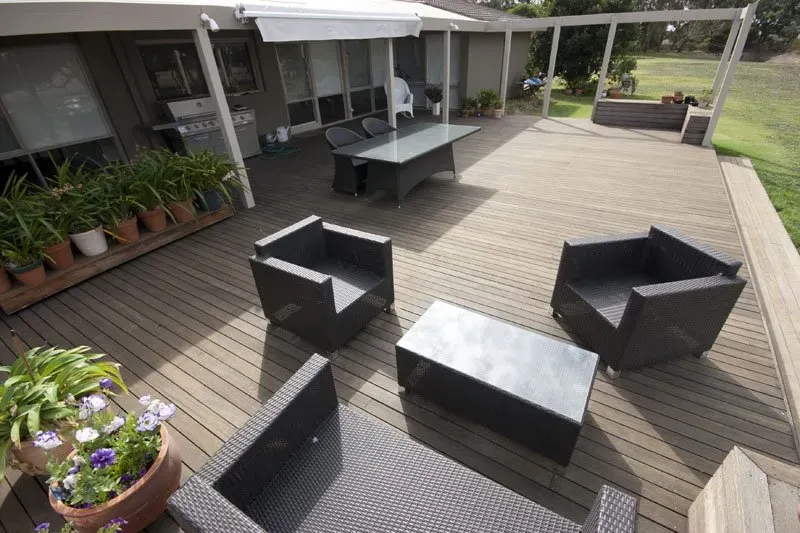 Aesthetic Chairs, Tables in Outdoor | Indented Head, Vic | Coastyle Building Solutions