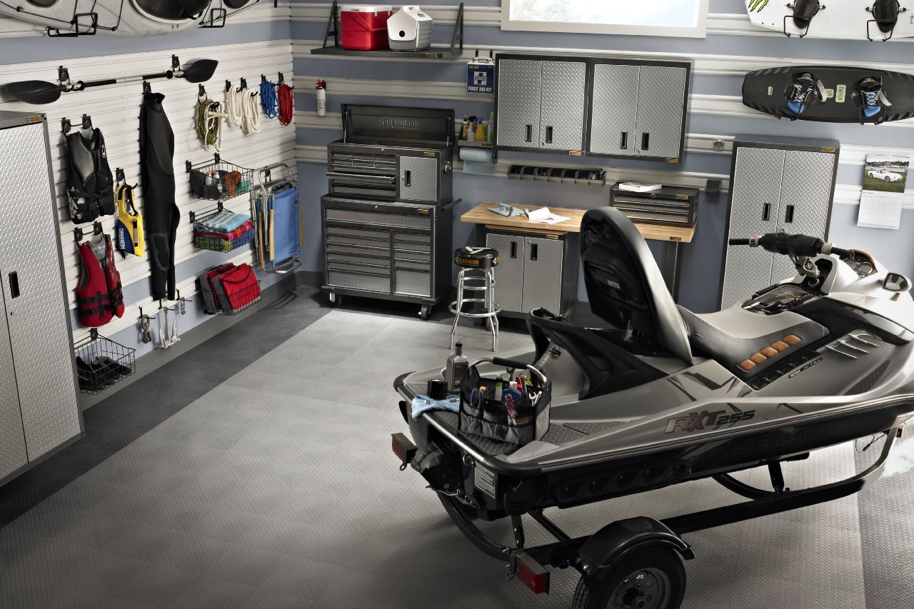 Diamond Plage Garage Cabinets and Tool Chests