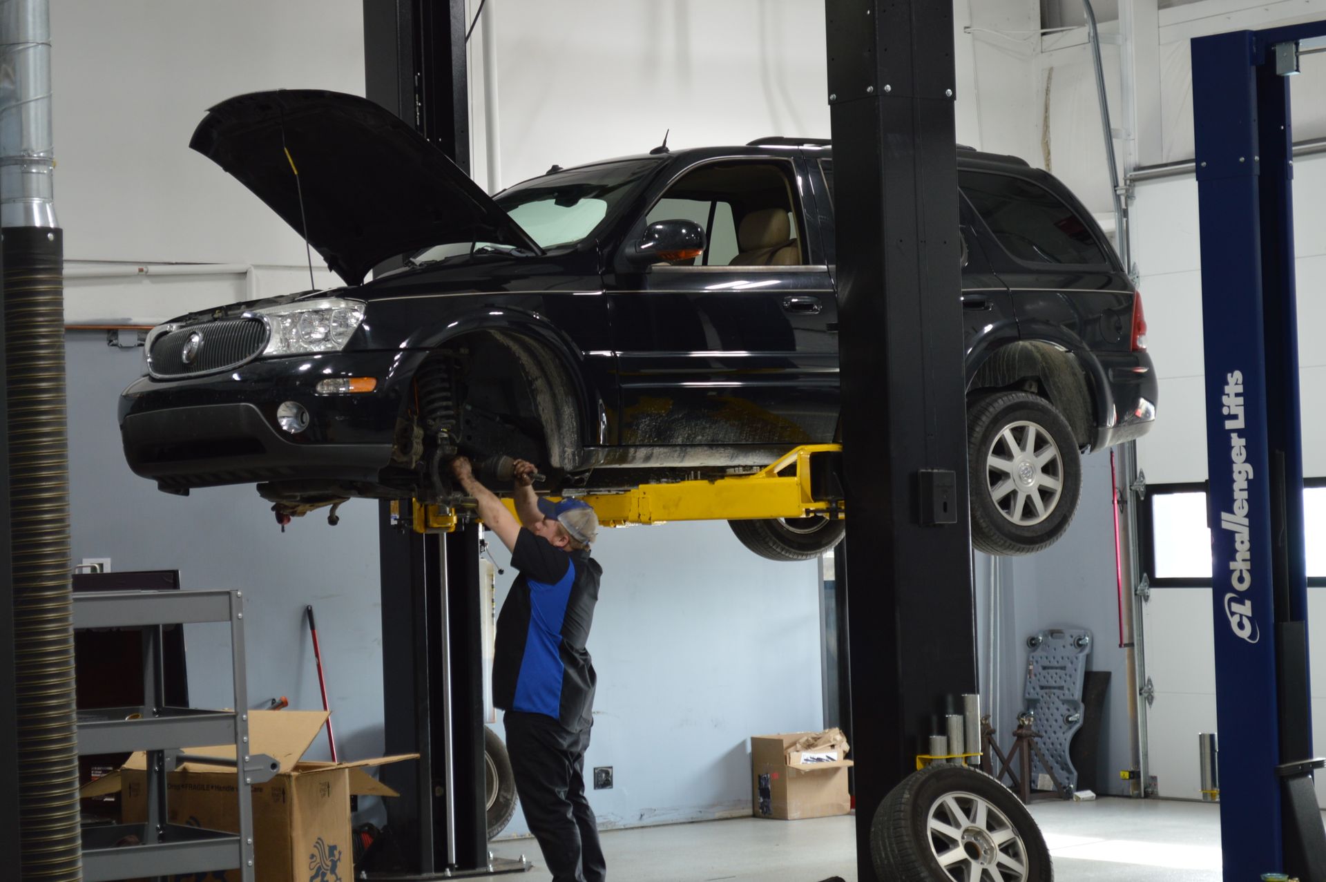 Inside Our Shop - Full Throttle Automotive image 8