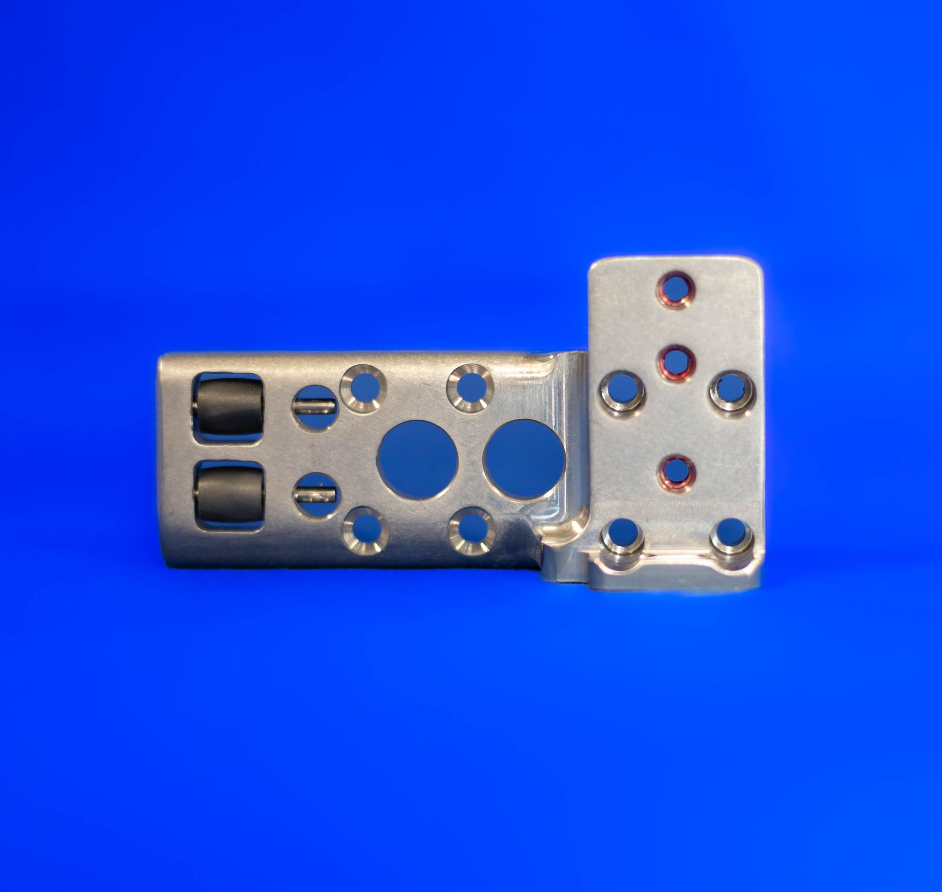 Steel component assembly