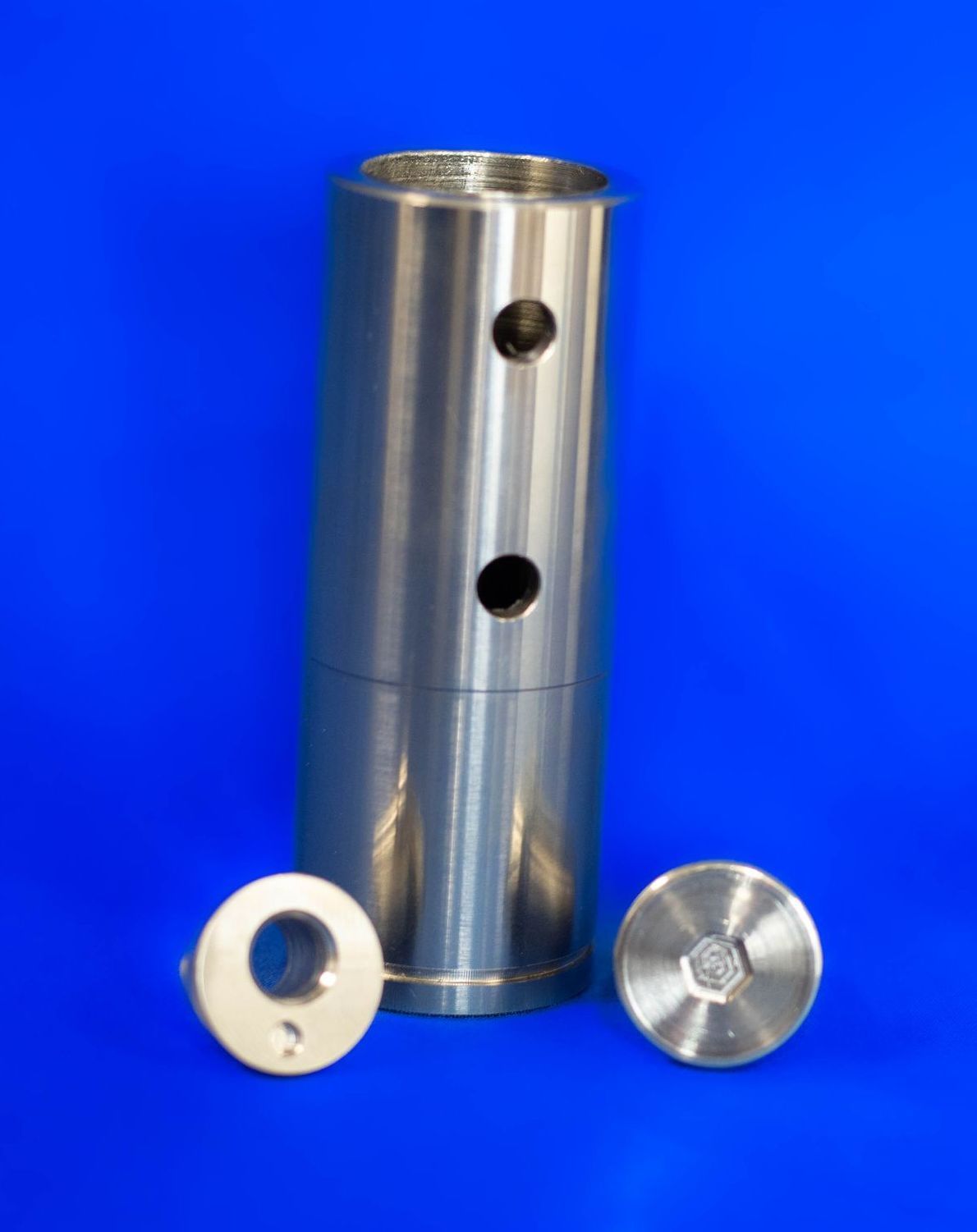 Lathe machined component