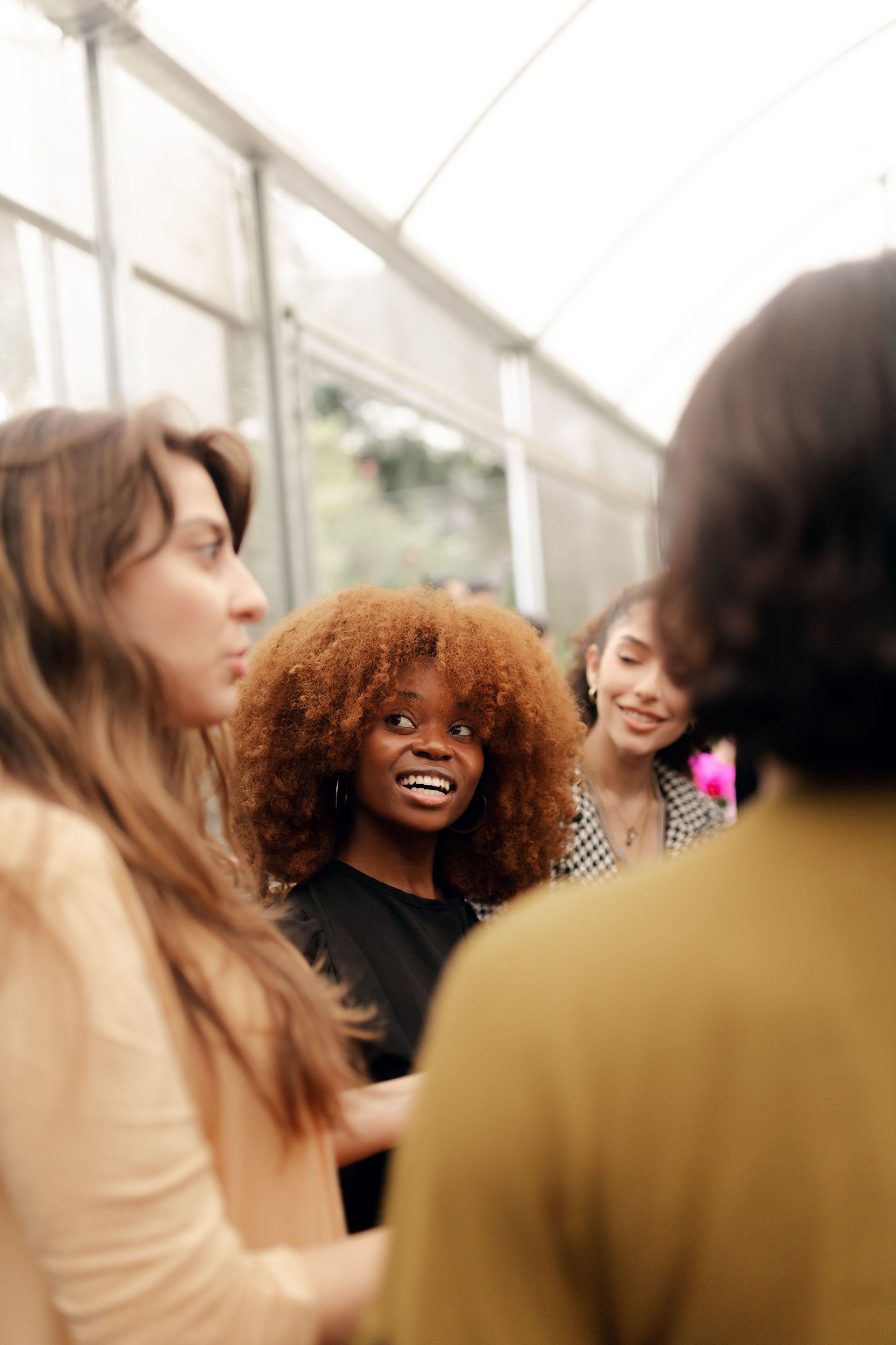 women talking 