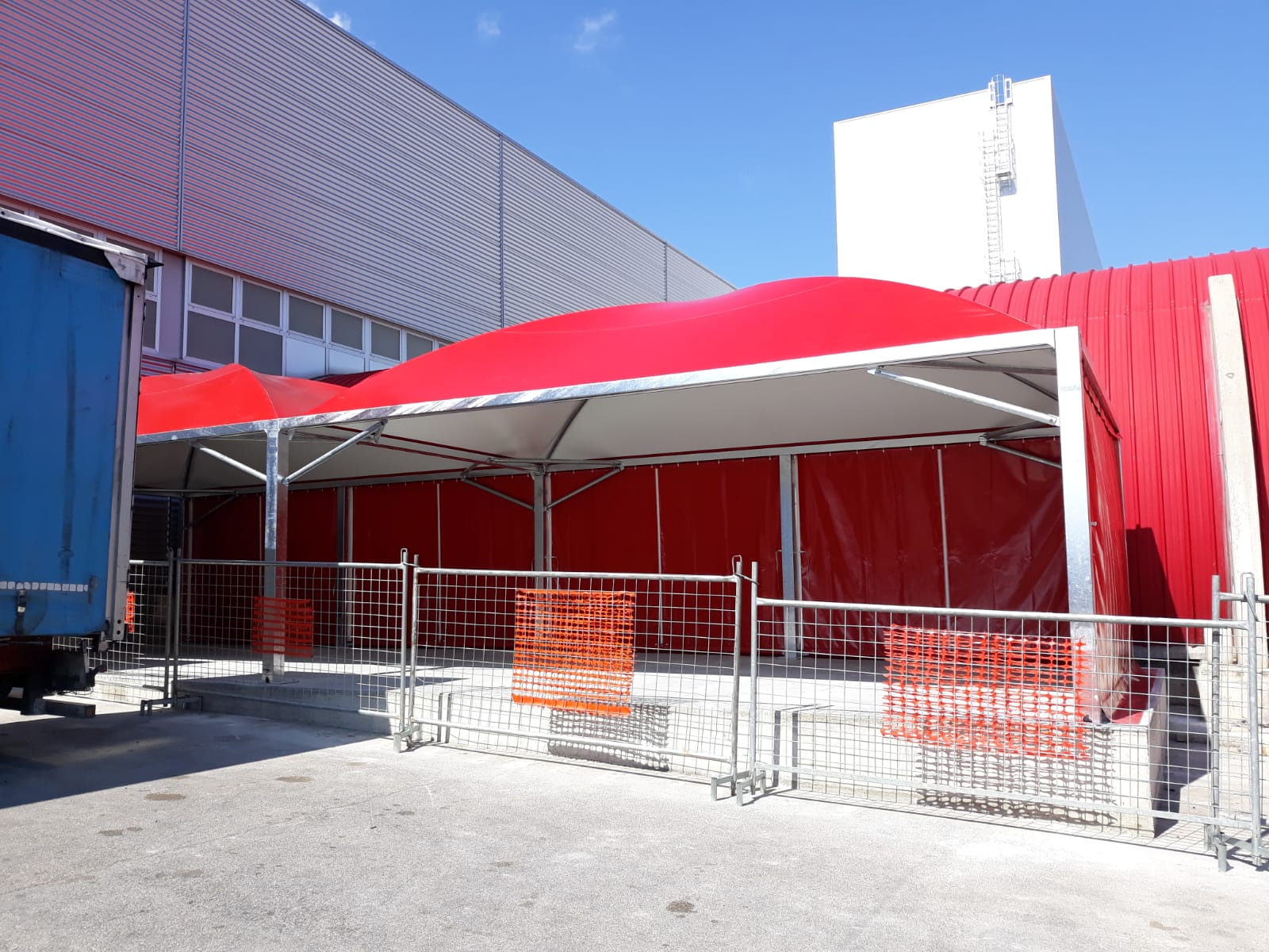 allestimento esterno fiera