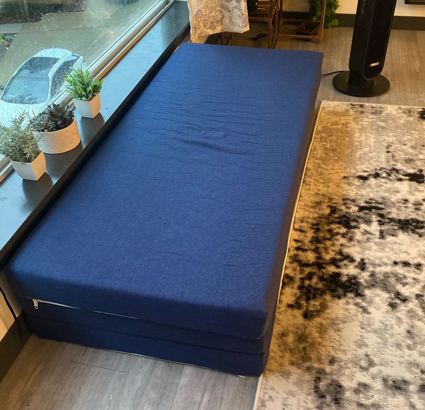 Foldable Mattress folded like a couch