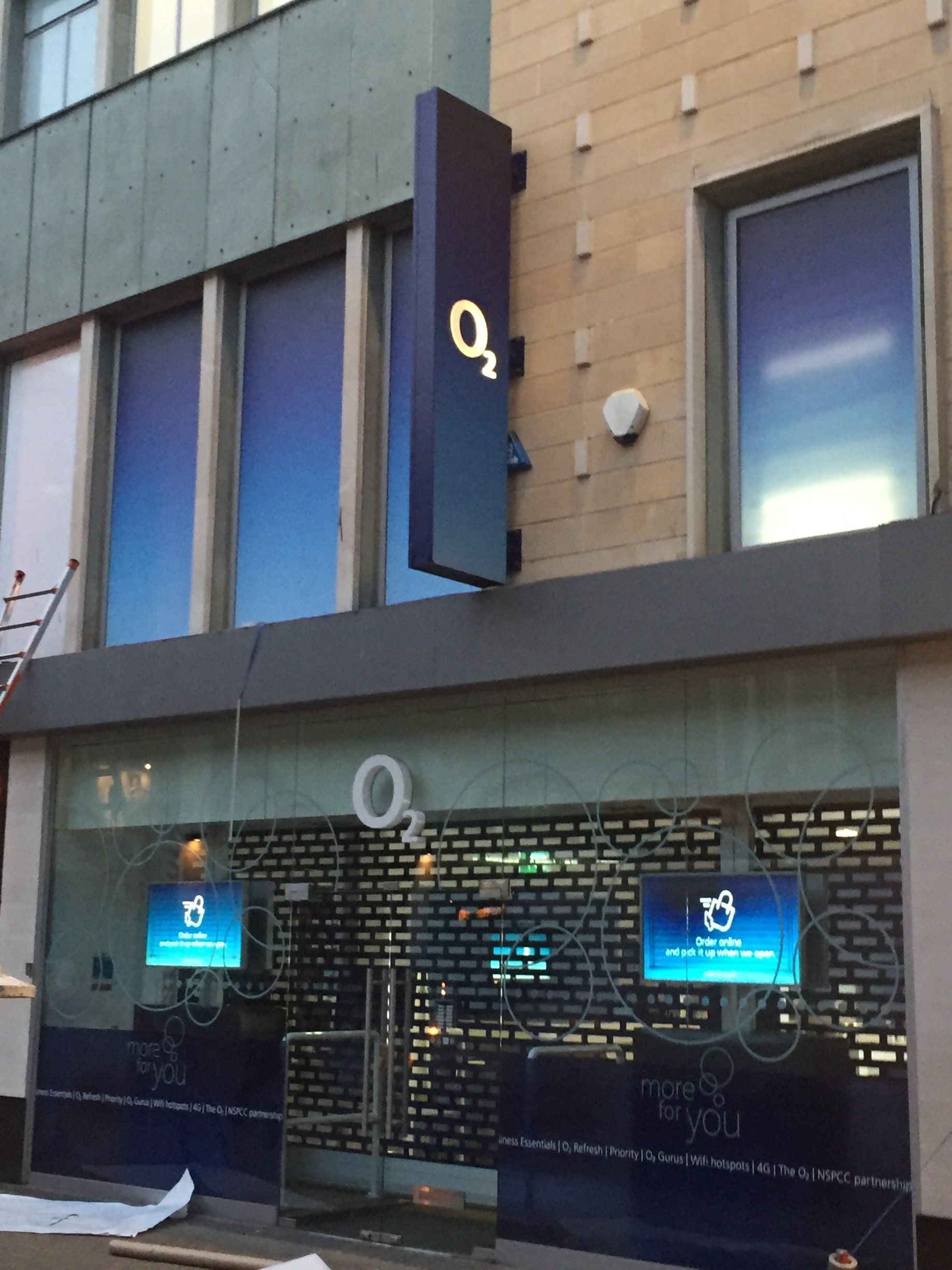 O2 Window Graphic