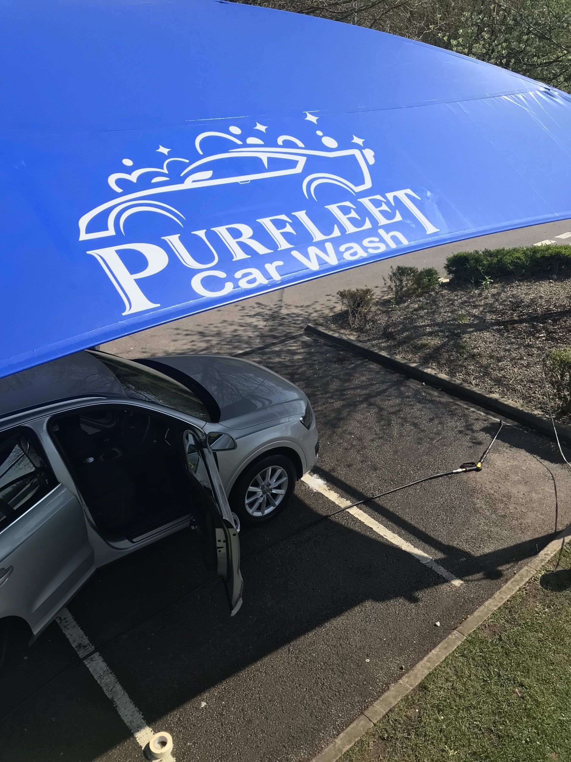 Vinyl to canopy. Purfleet Car Wash
