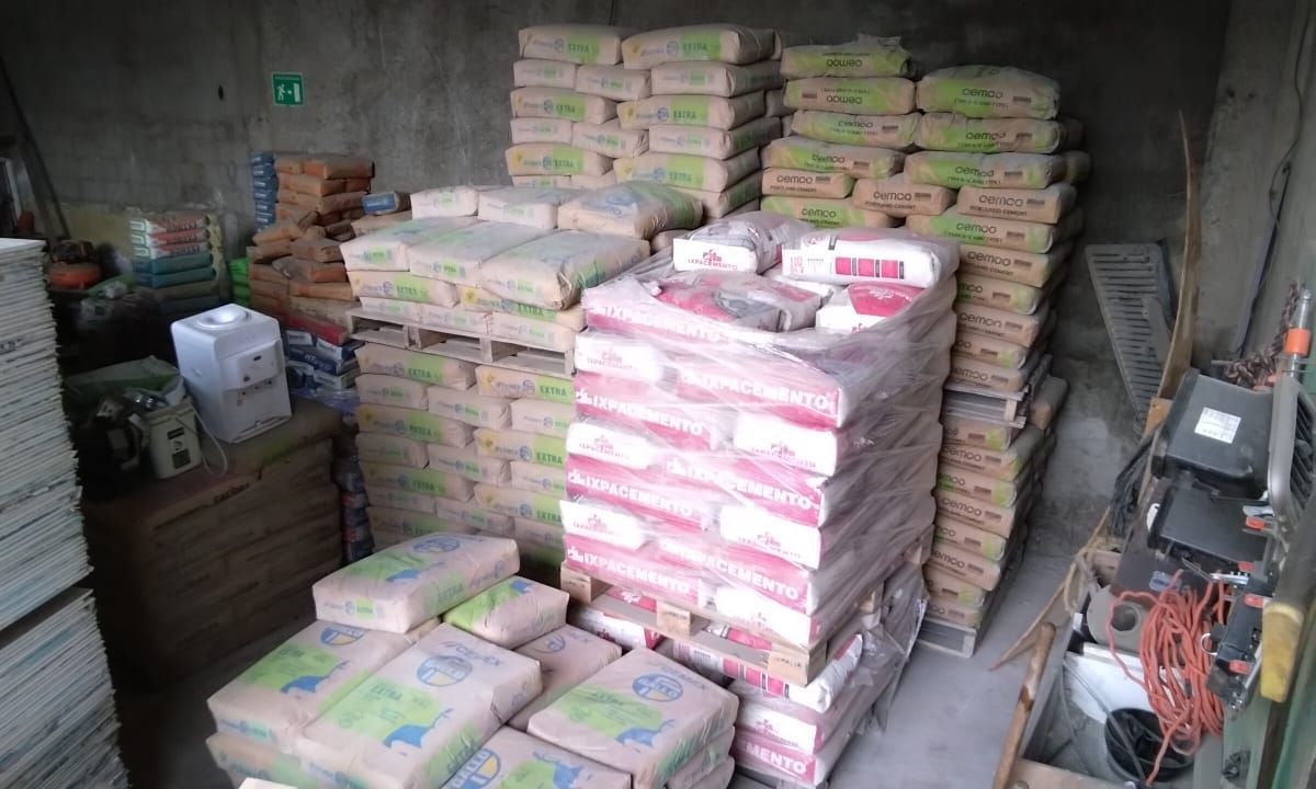 Materiales para construcción, plomería y electricidad