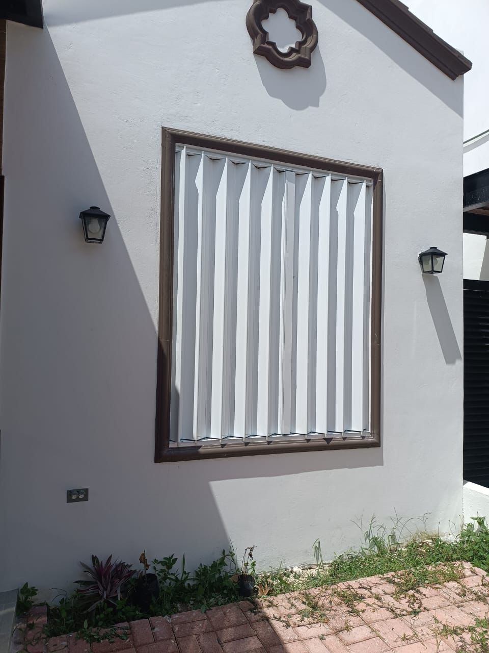 instalación de cortinas anticiclónicas en Acapulco