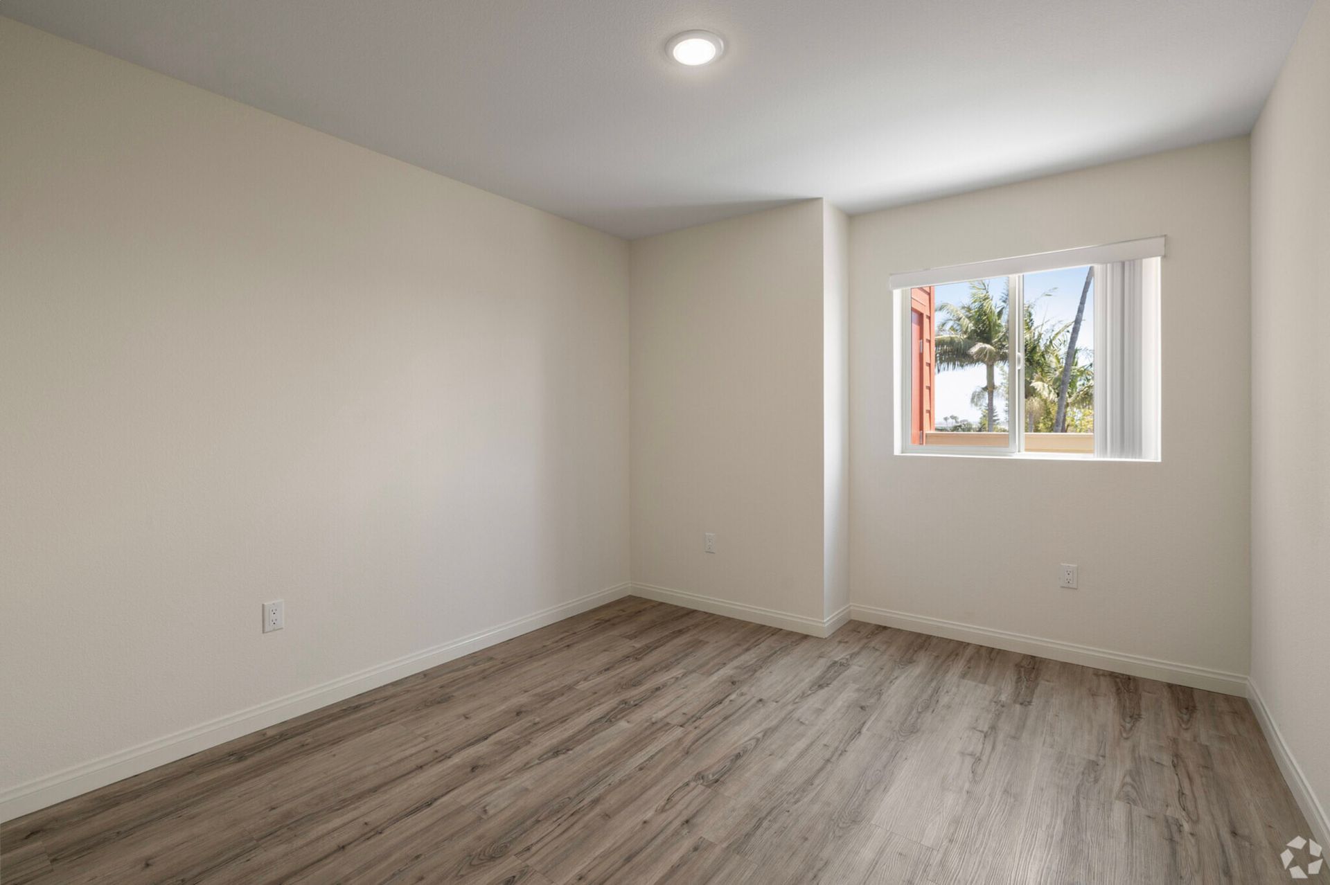 The Lamont -Unfurnished bedroom