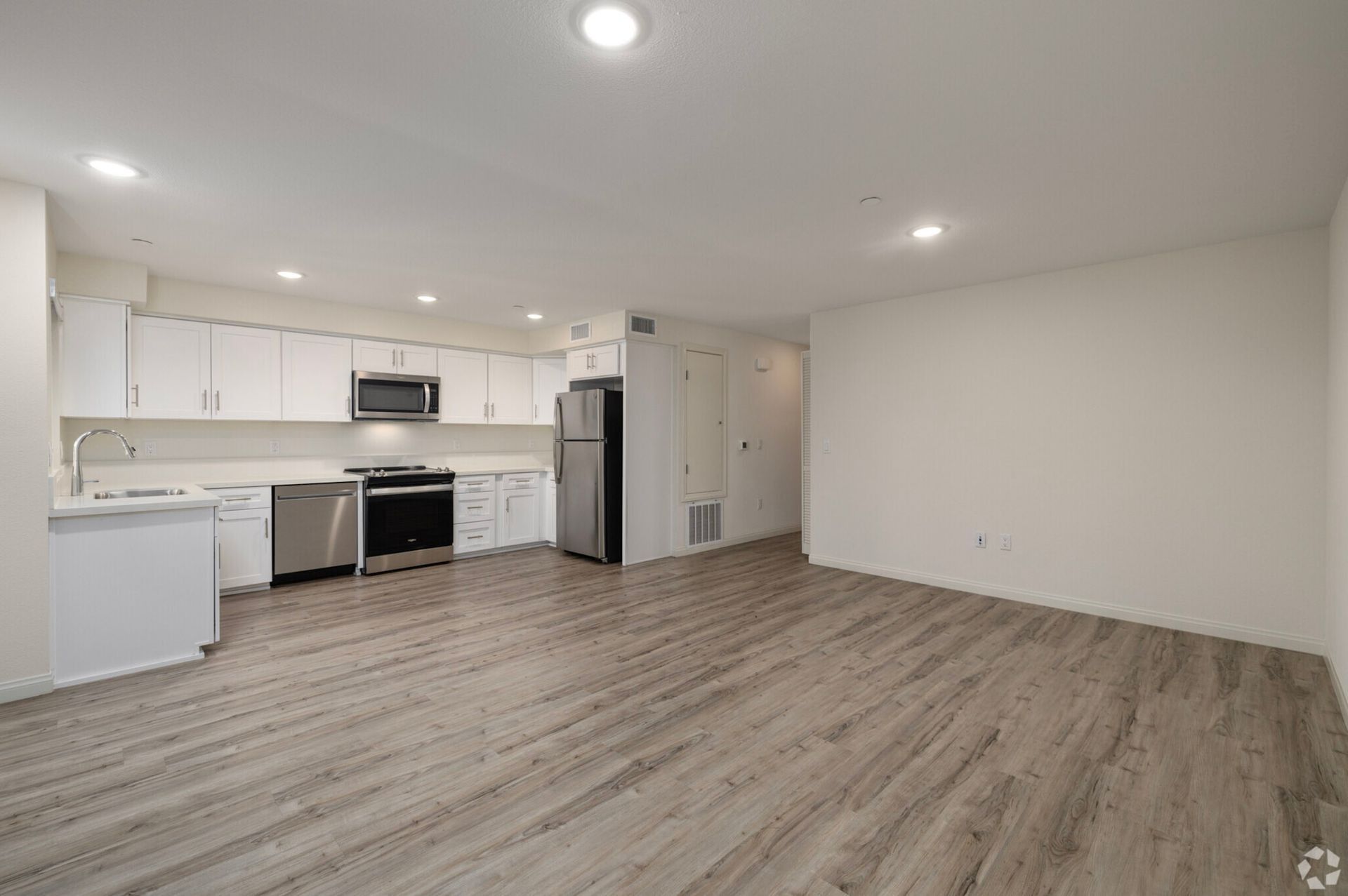 The Lamont - kitchen