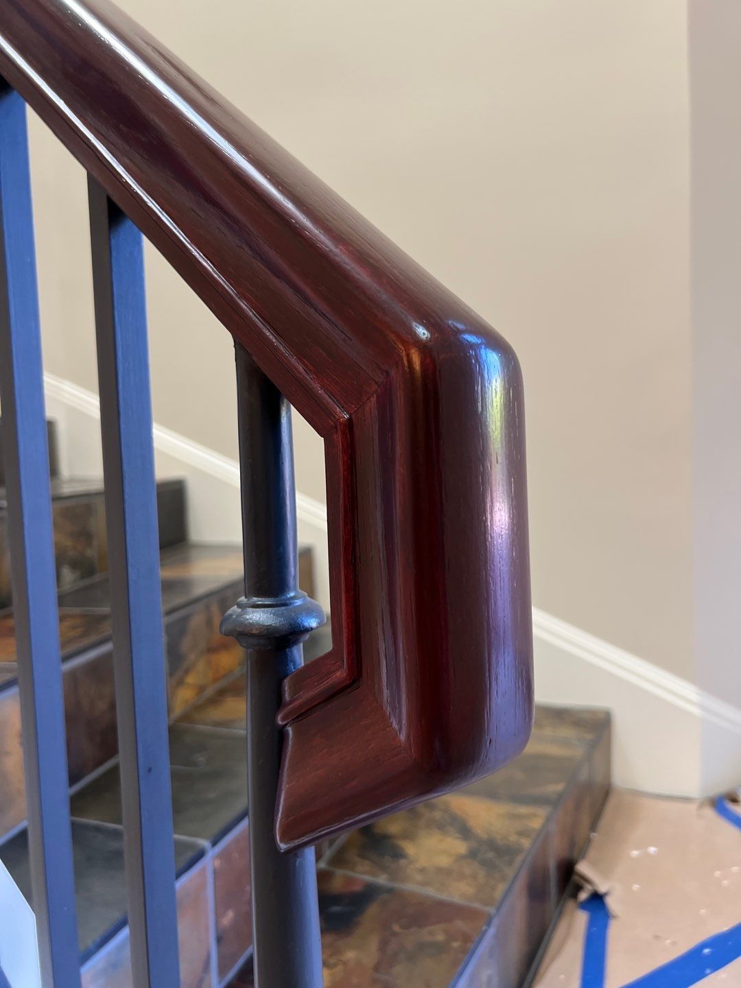 Wooden handrail refinish