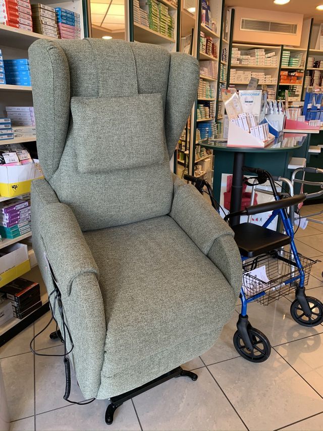 poltrone ortopediche noleggio