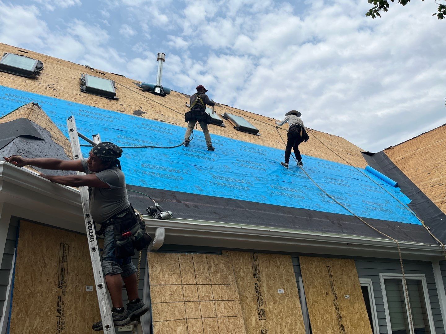 Absolute Roofing & Exteriors Roof Replacement in MO