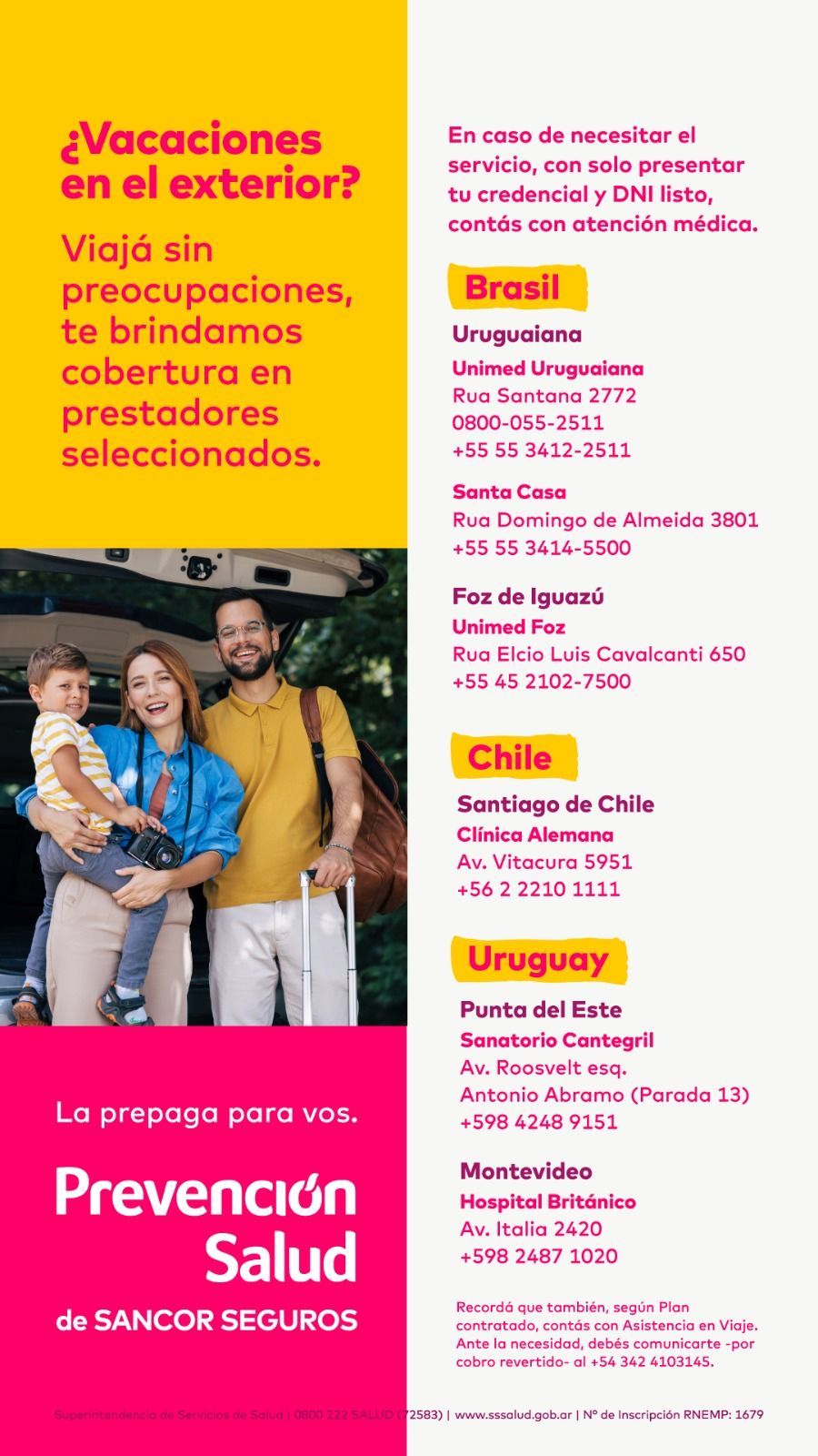 Un folleto en español muestra a un hombre y una mujer sosteniendo un bebé.