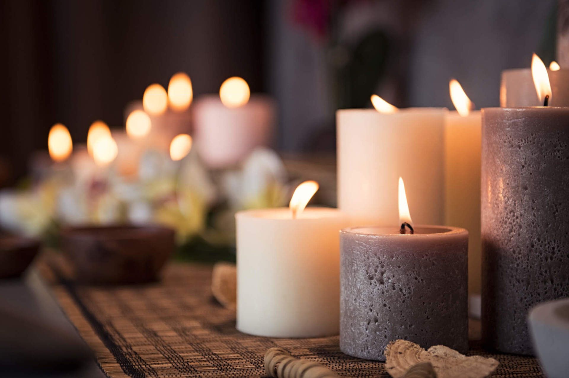 how to plan a jewish funeral candles