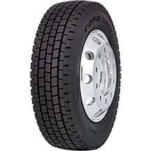 Toyo M920 motorcoach tire