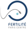 Logo : Spermatozoïde fécondant un ovule ; anneau bleu ; queue grise du spermatozoïde ; texte « Fertilité Paris Centre ».