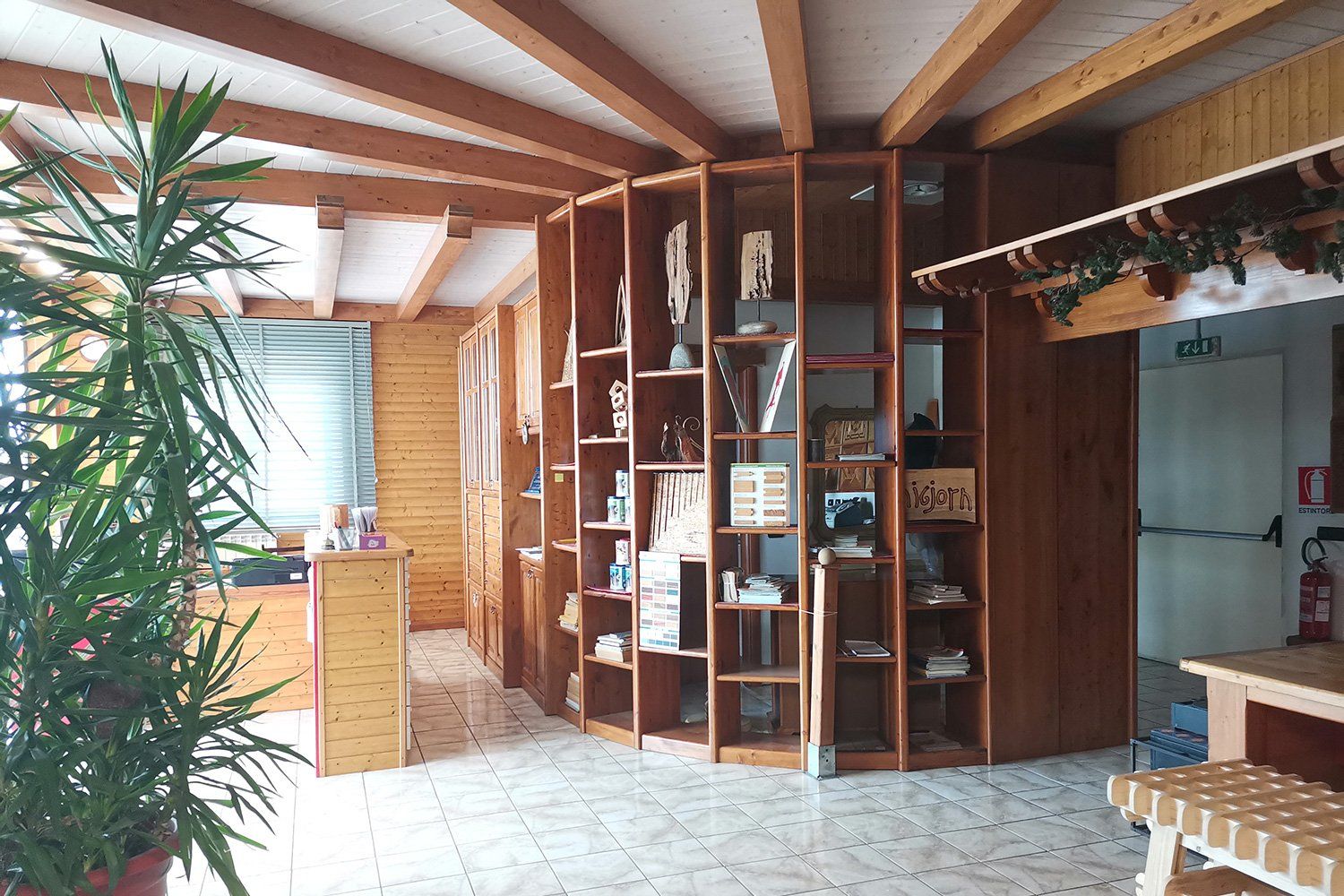 mobili su misura in legno