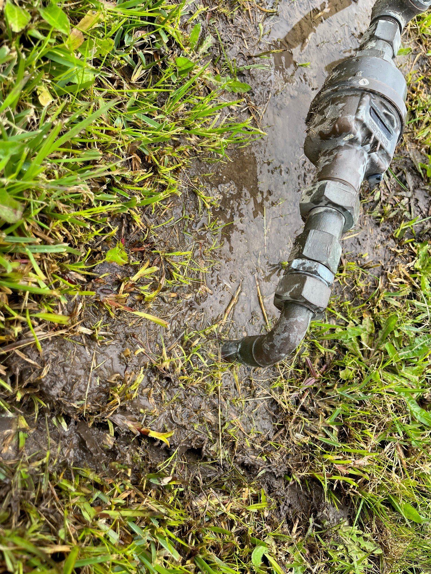 HDPE Pipe Size-25mm Is Leaking And Being Repaired — Distinct Plumbing Services In Shellharbour