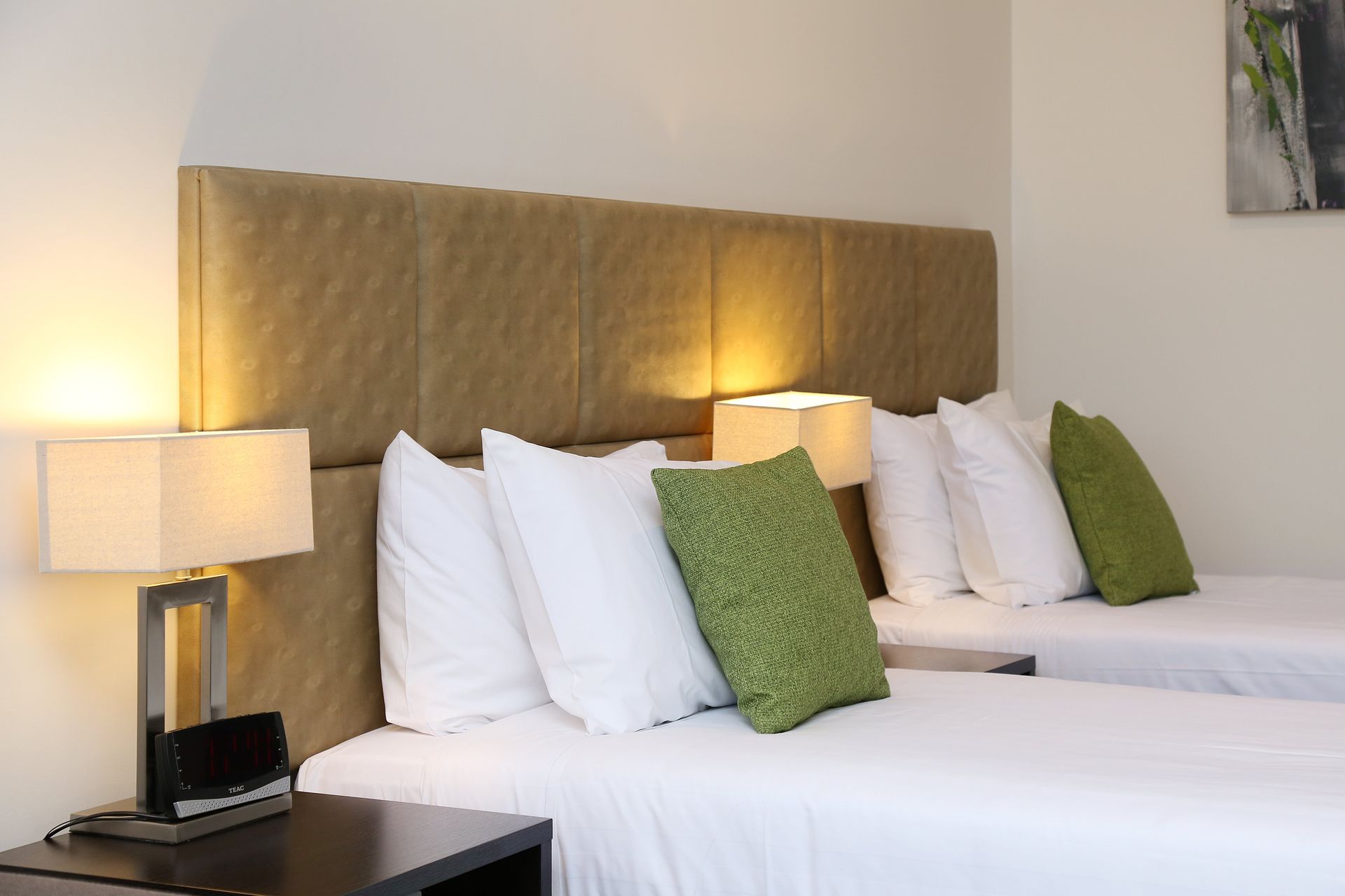 luxury family accommodation wagga wagga