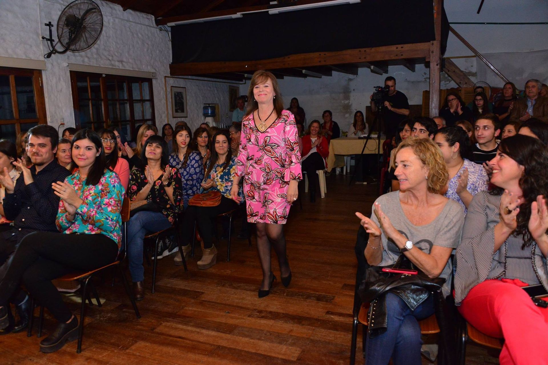 Claudia M. Airasca Escritora