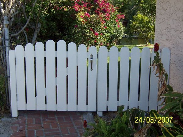 Picket Fence — Cocoa Beach, FL — Darrell’s Docks
