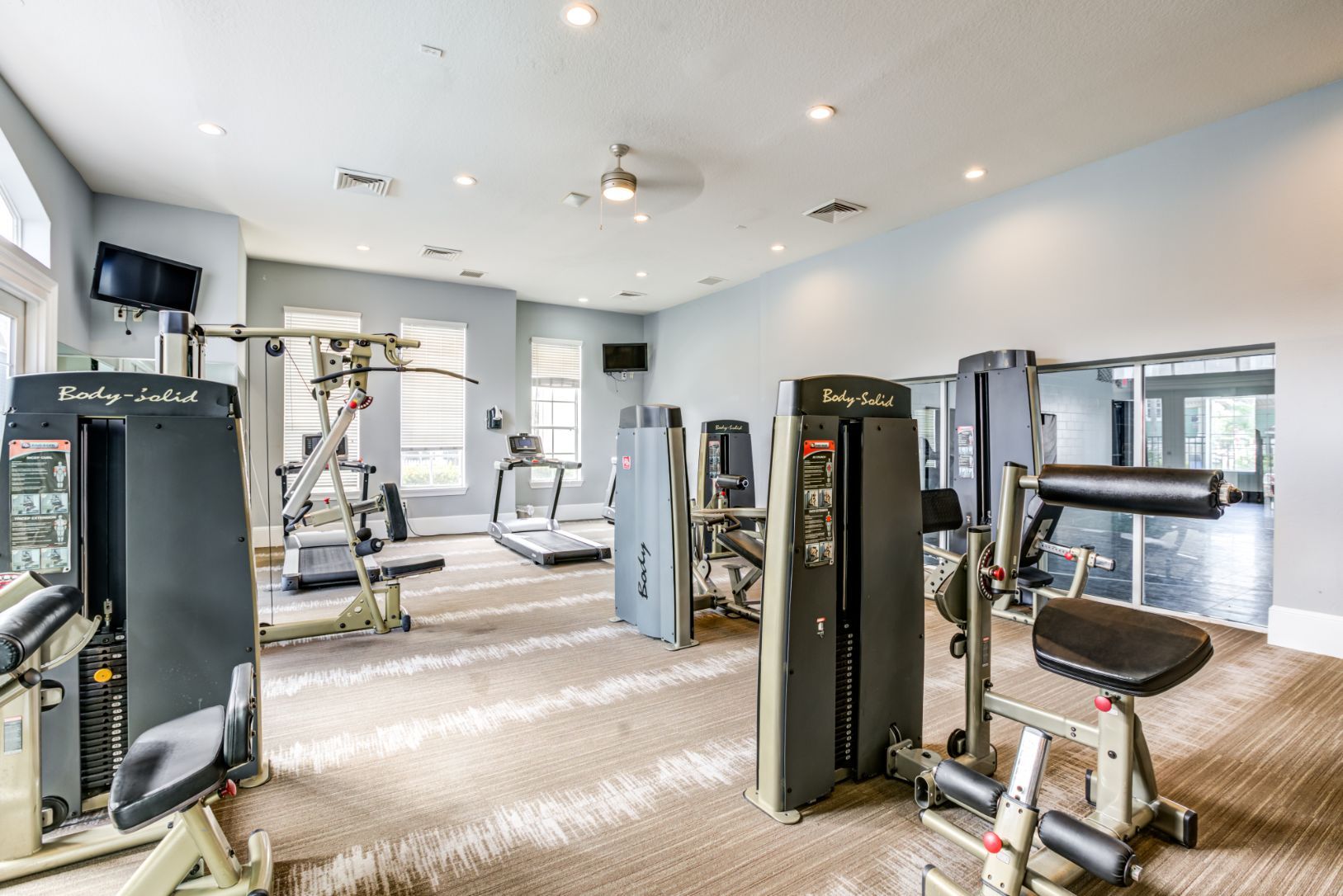 Fitness Center with Weight at Burano Hunter's Creek Apartment