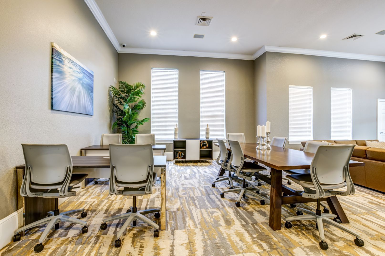 Business Center at Burano Hunter's Creek Apartment