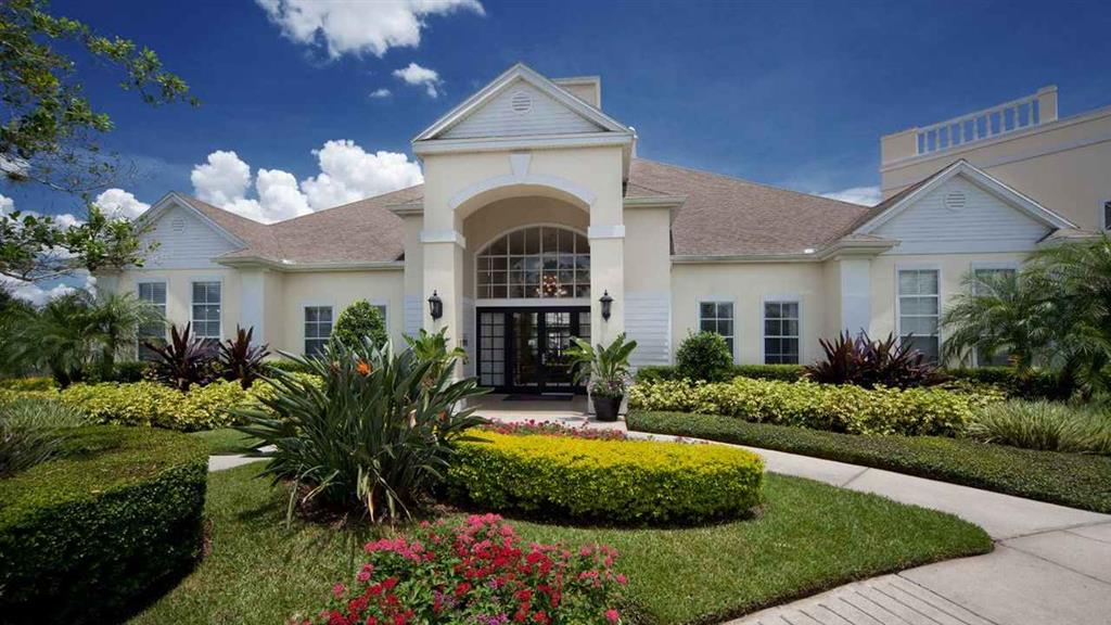 Leasing Office Building Exterior View at Burano Hunter's Creek Apartment