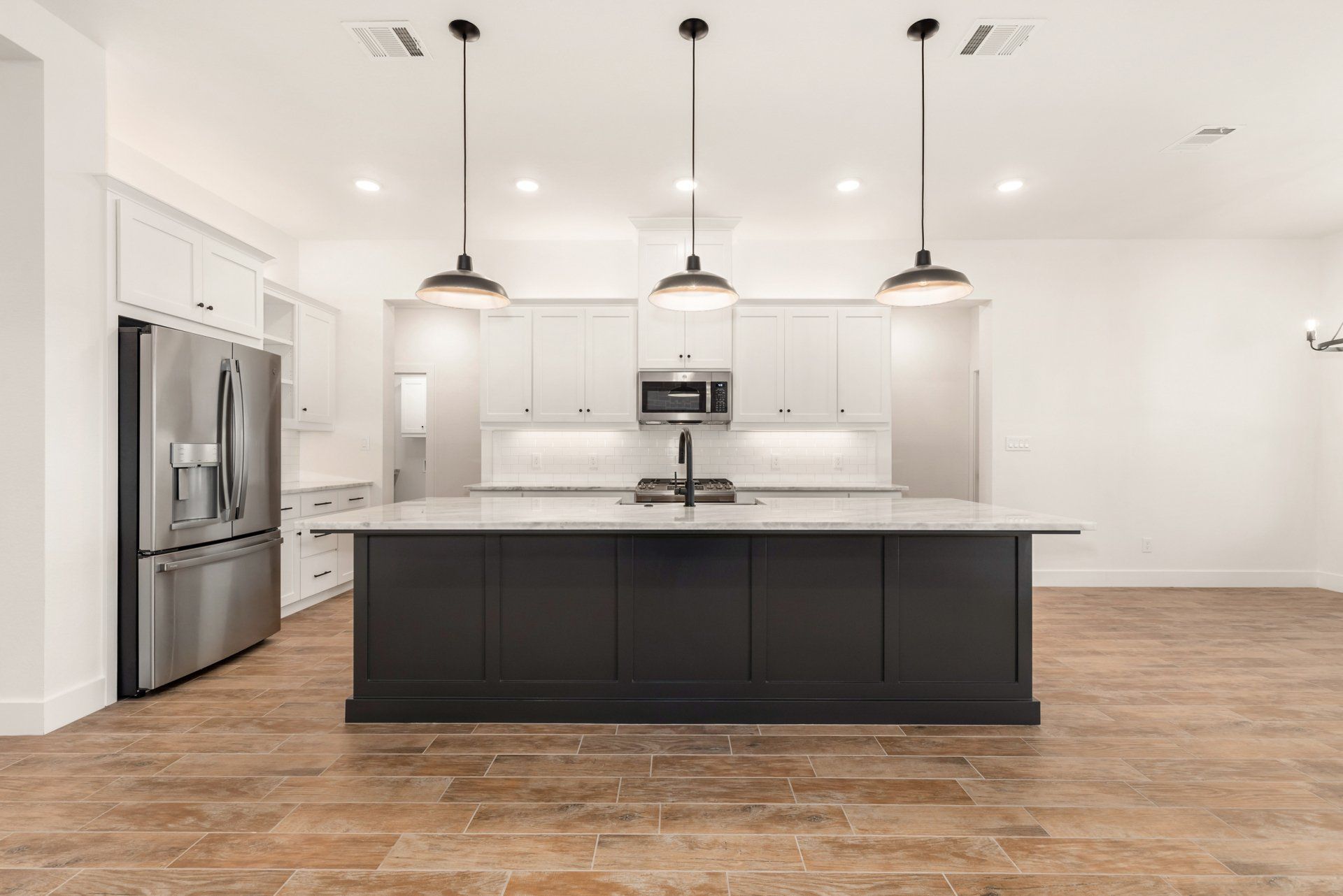 Ridgewood Custom Homes - Kitchen