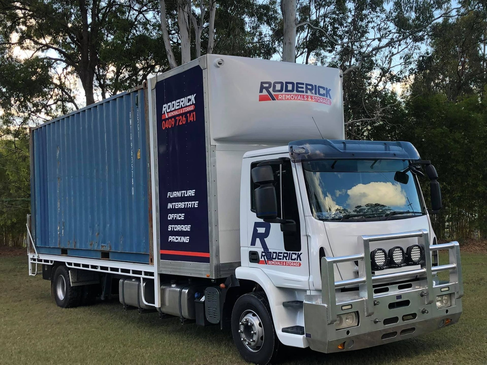 Professional Removalist Truck Ready for Moving
