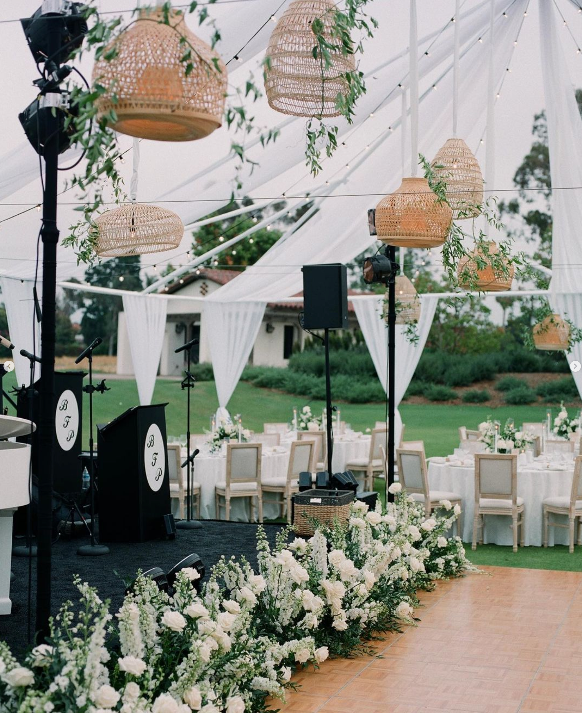 Beautiful outdoor classic boho wedding