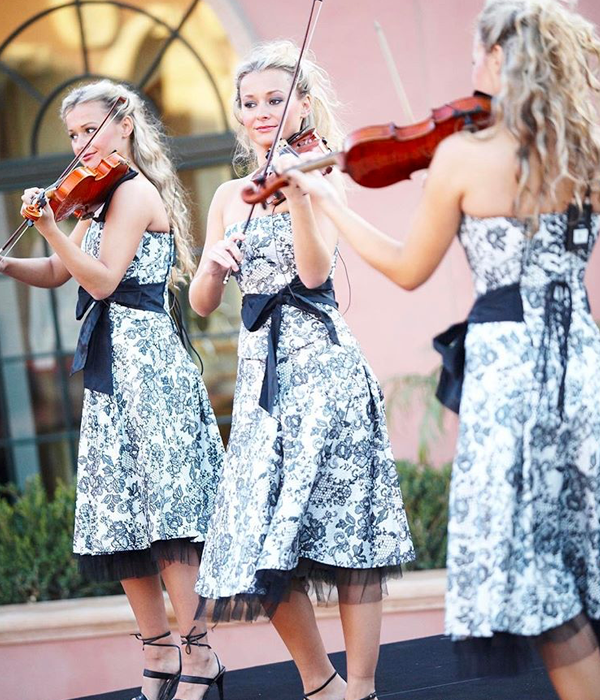 wedding-violinist-musicians.png