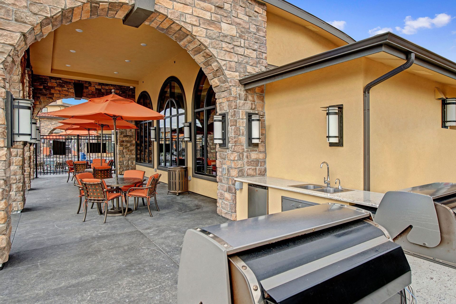 La Bella Vita Outdoor Deck Grill Apartments in Colorado Springs, CO