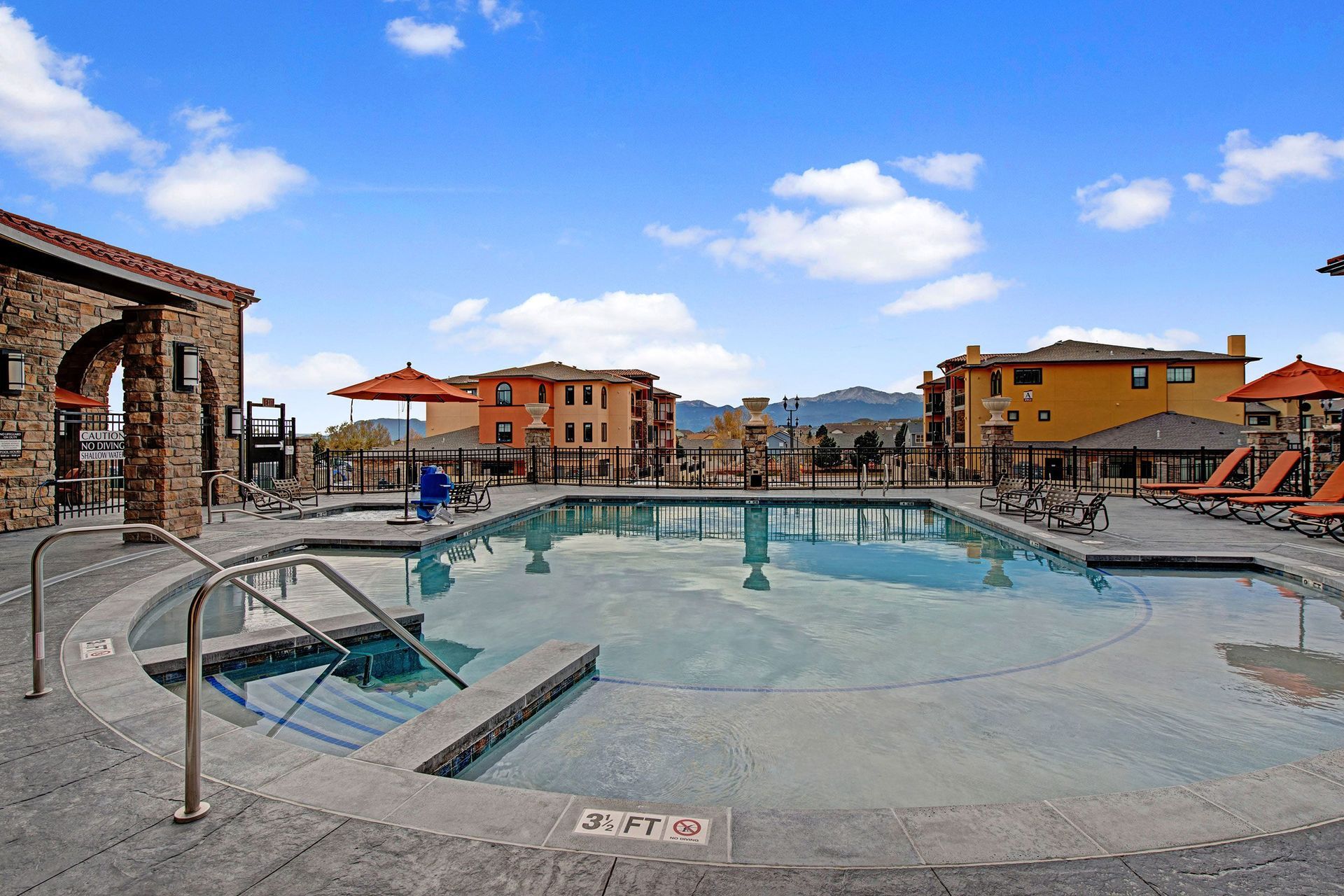 La Bella Vita Outdoor Swimming Pool Apartments in Colorado Springs, CO