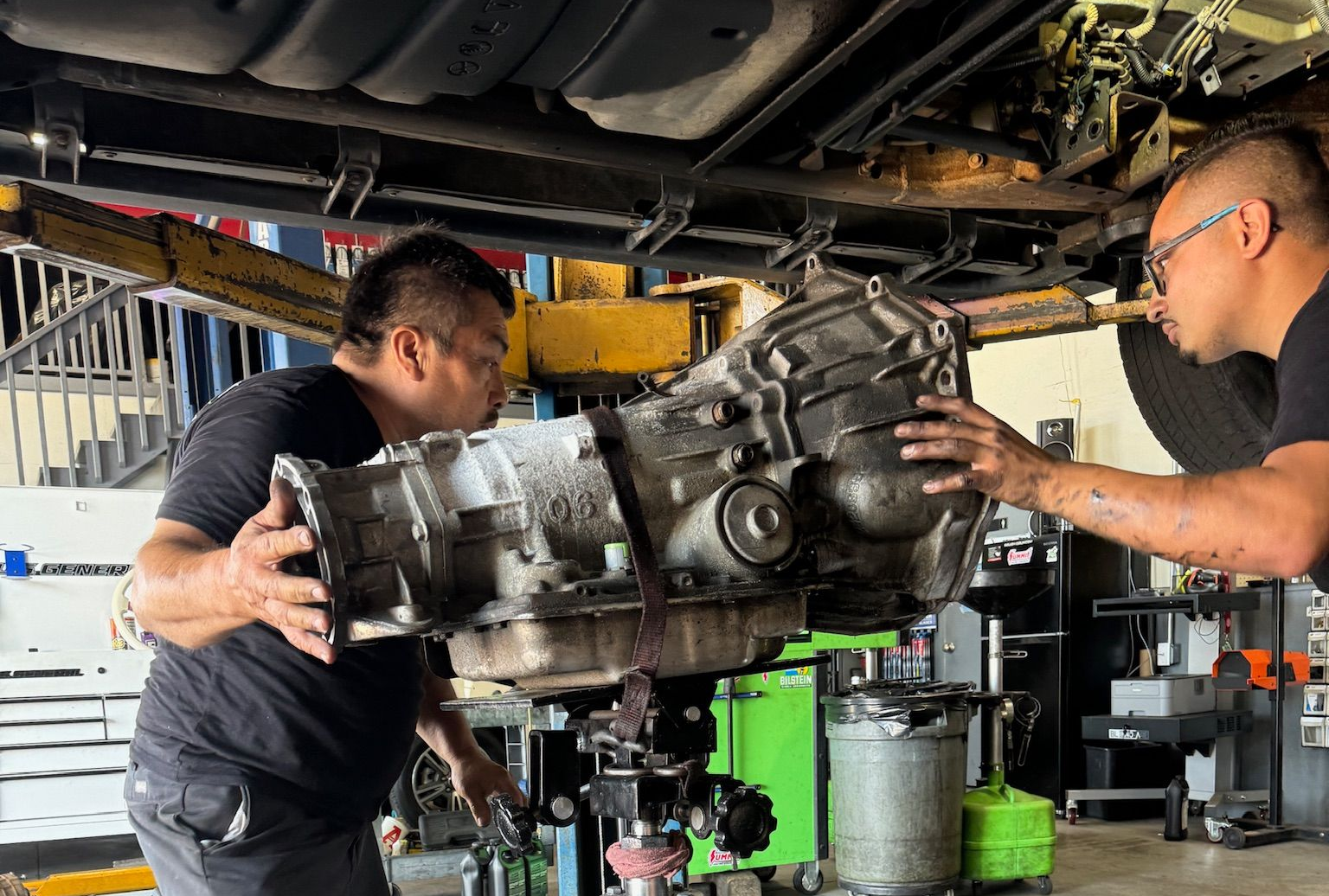 Automotive Transmission Fluid Services in Morehead City & Cedar Point, NC at Beachview Auto Service