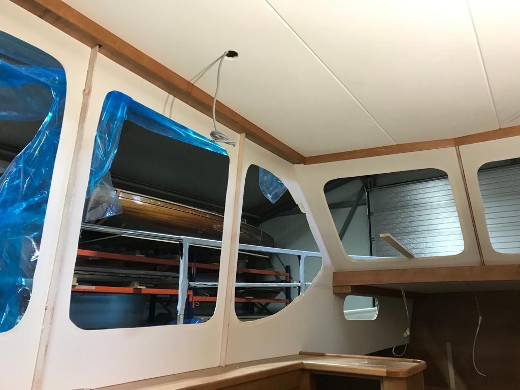 Leer Plafonds en muren, afwerking Interieurbouw Cruiser JachtbetimmeringNoord
