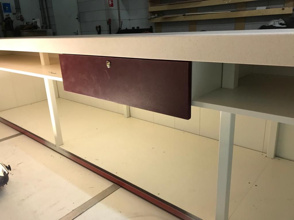 Counter en lade Exclusieve Oliebollenkraam Interieur Maatwerk JachtbetimmeringNoord