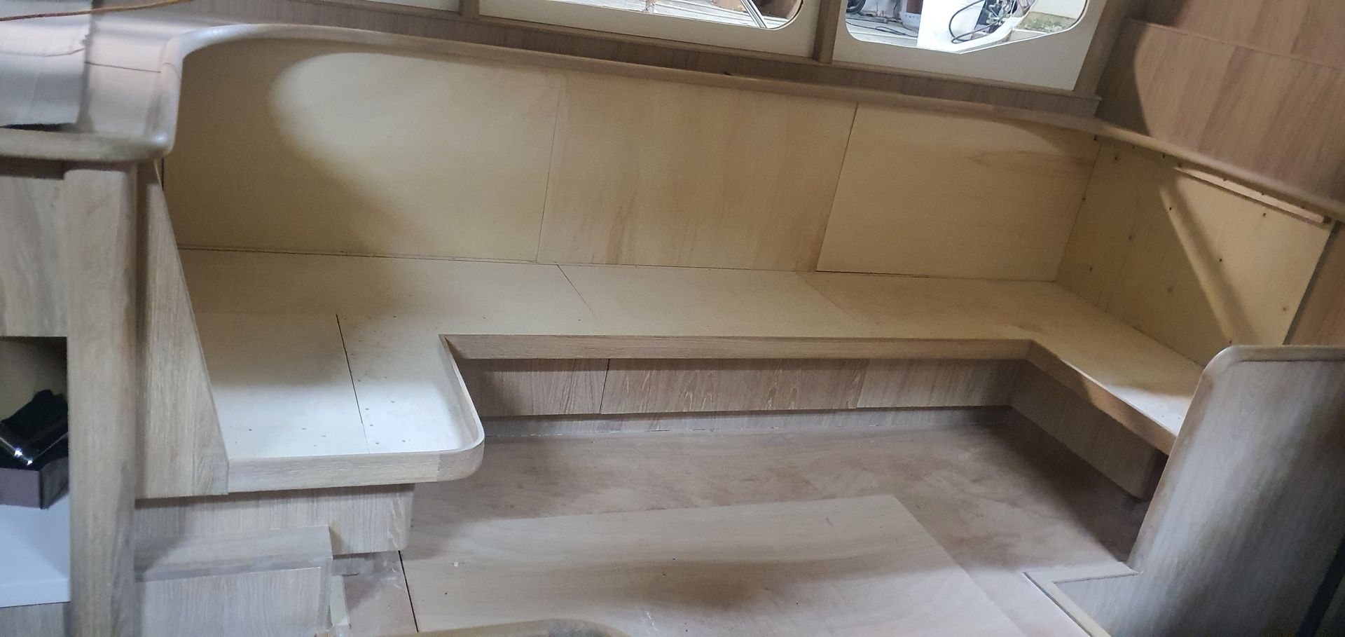 zithoek cruiser interieurbouw exclusief JachtbetimmeringNoord