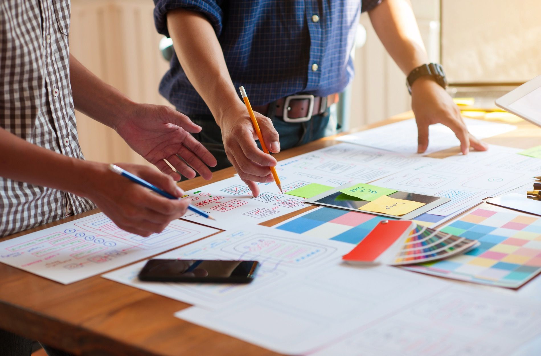 Creating a Visual Identity That Resonates with Audiences