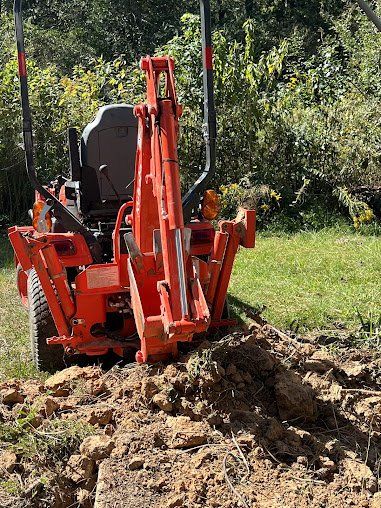 Excavator - Hattiesburg, MS - Stuart Septic LLC