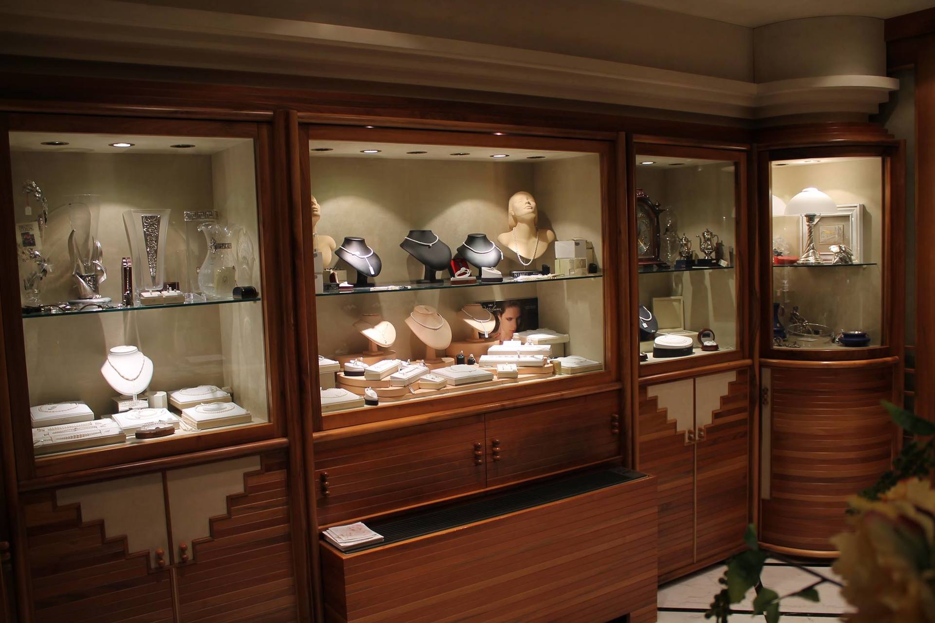 Vetrina espositiva interno di una gioielleria